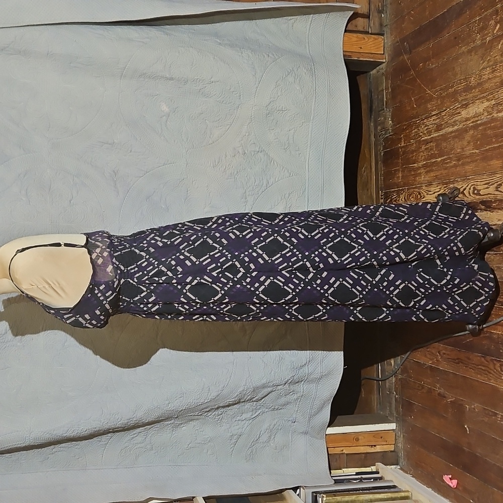 Lightweight Summer Maxi Dress - Picture 8 of 10